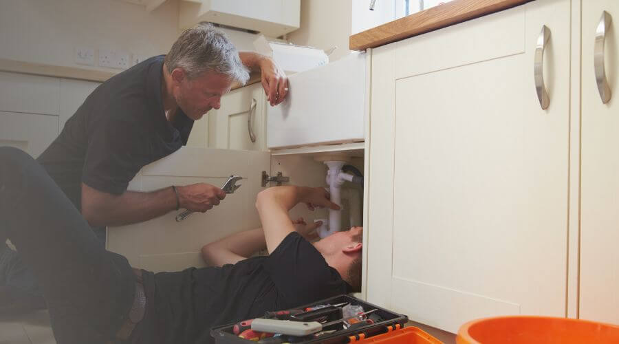 Local expert plumbing services in Linton, IN